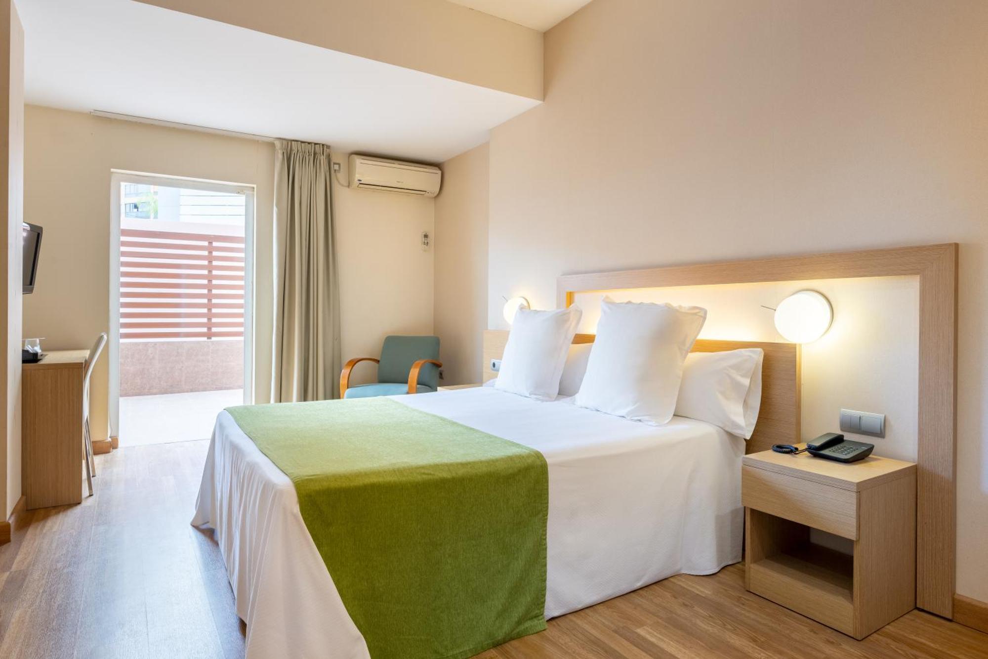 Premium Double or Twin Room Disability Access