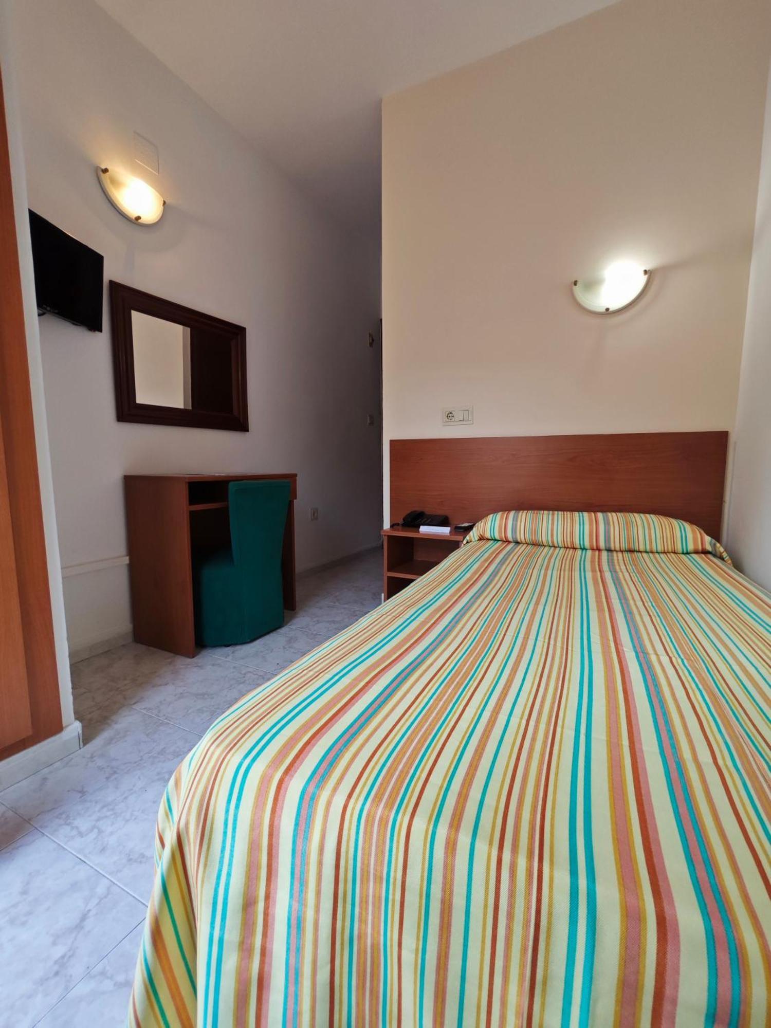 Single Room Terrace,1589587038:JPEG