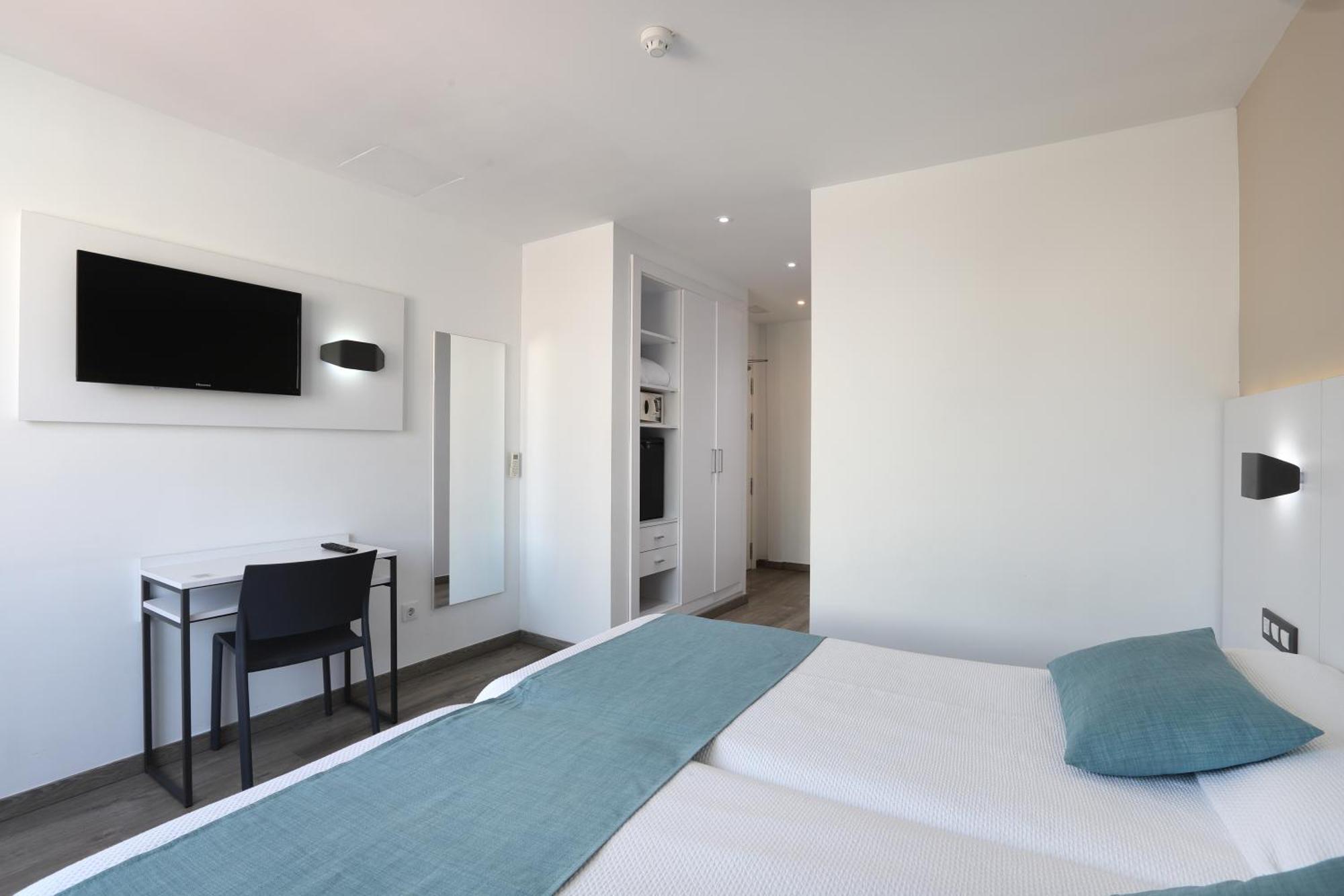 Double or Twin Room City View,1613664303:JPEG