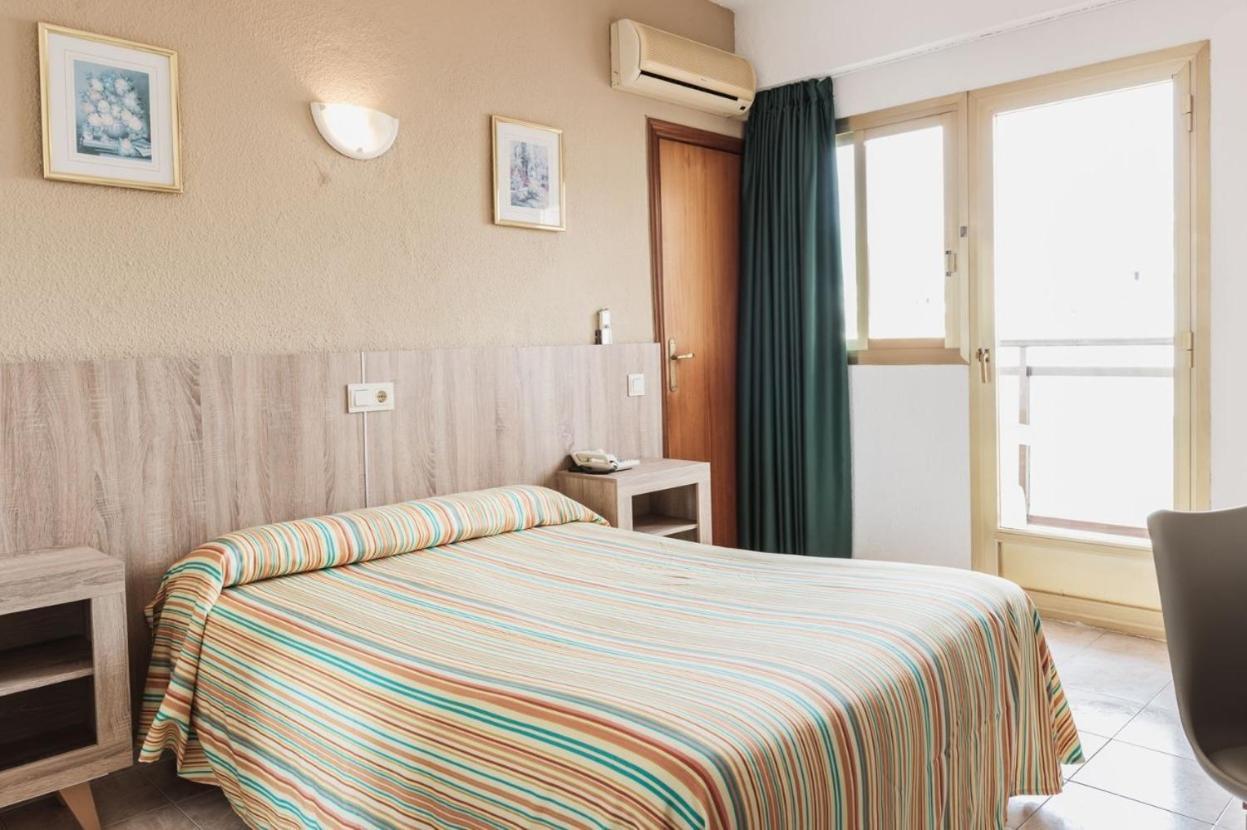 Standard Double or Twin Room Balcony