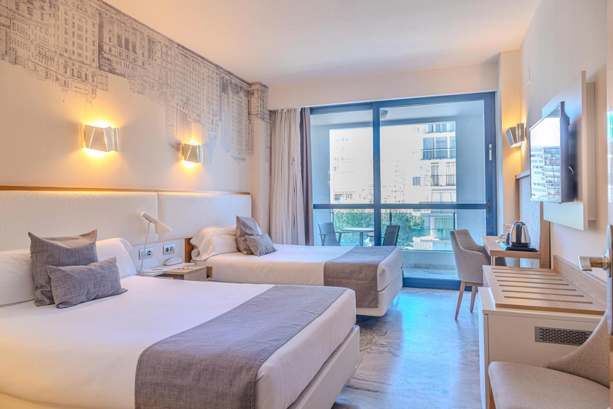 Premium Quadruple Room Terrace